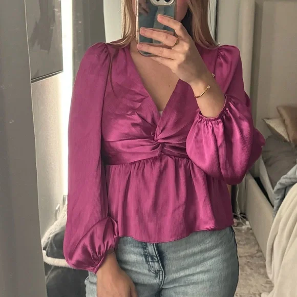 Elegant Magenta Pink Women's Top - Picture 10 of 12